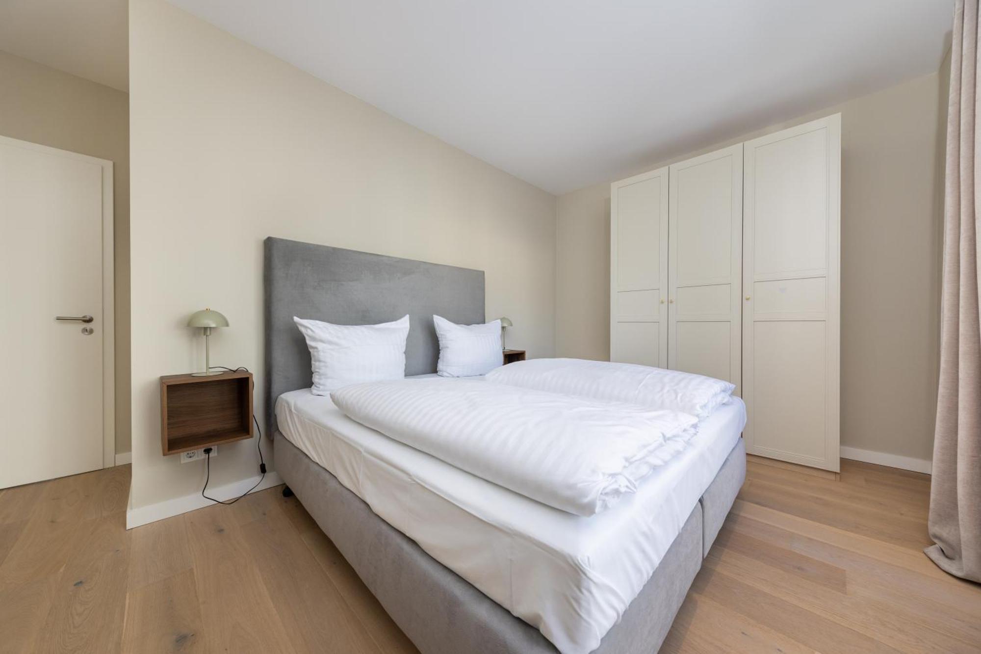 Ferienwohnung Strom Acht - Modern Frisch Inkl Stellplatz, Balkon - 200M Zum Alten Strom Rostock Esterno foto