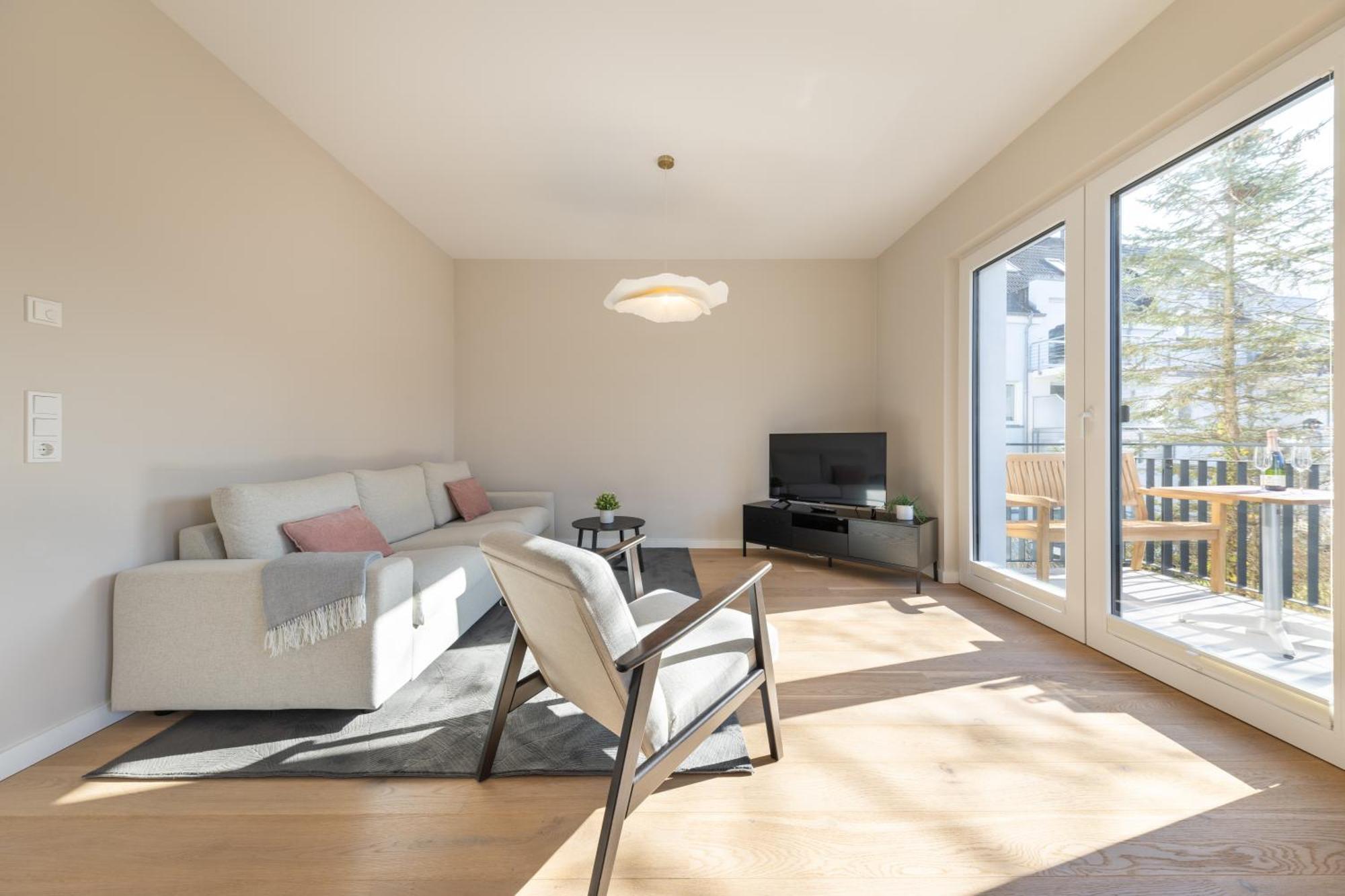 Ferienwohnung Strom Acht - Modern Frisch Inkl Stellplatz, Balkon - 200M Zum Alten Strom Rostock Esterno foto